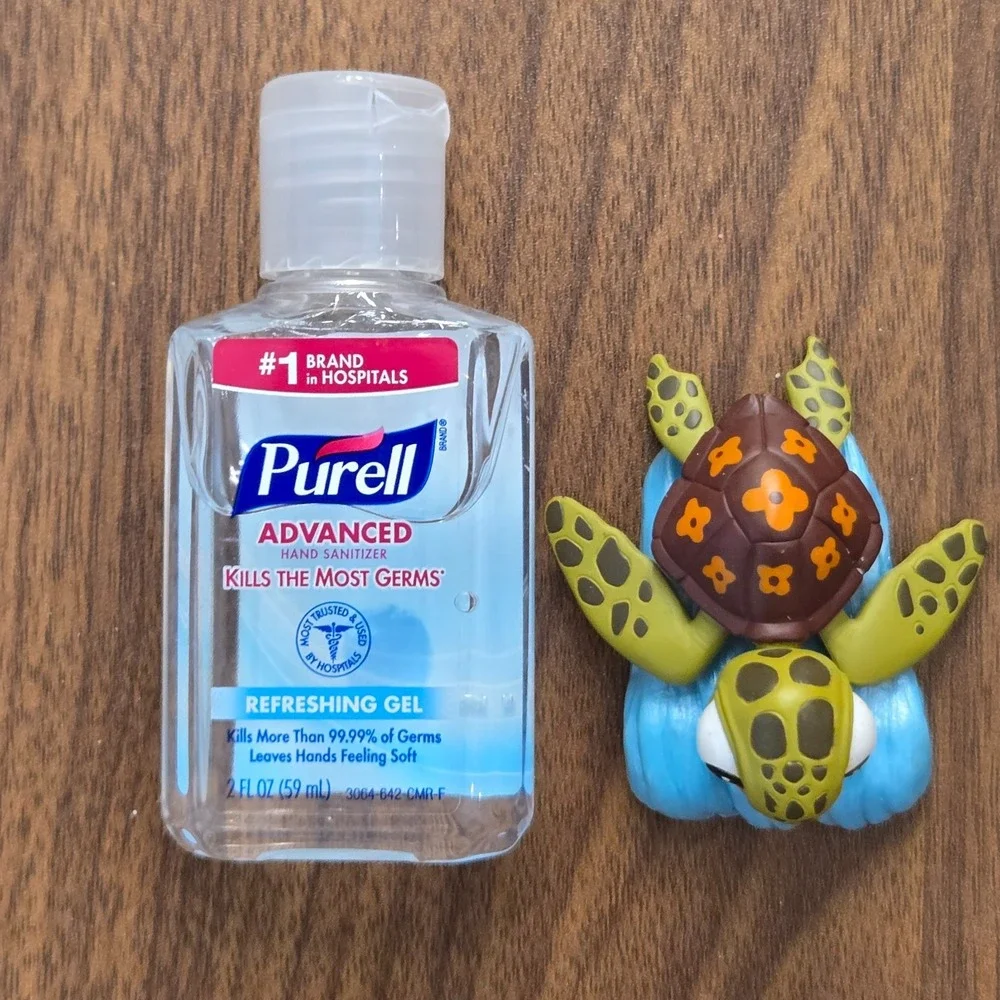 Disney‎ Finding Nemo Squirt Baby Turtle Figure PVC 2 5